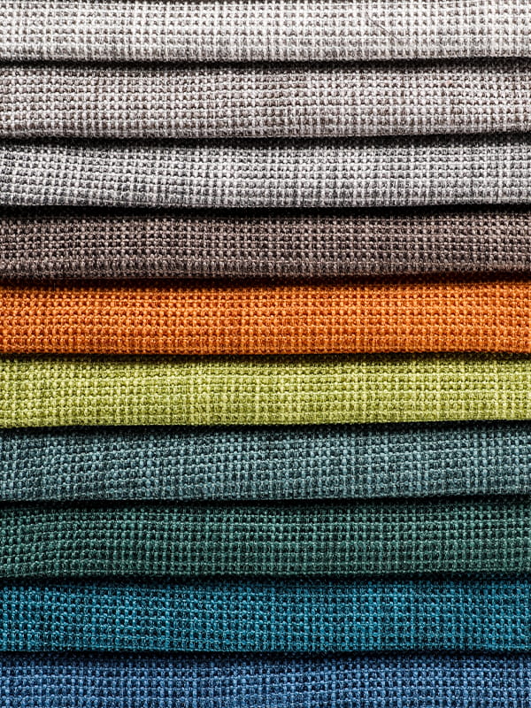 Peacock kauč od kenille tkanine